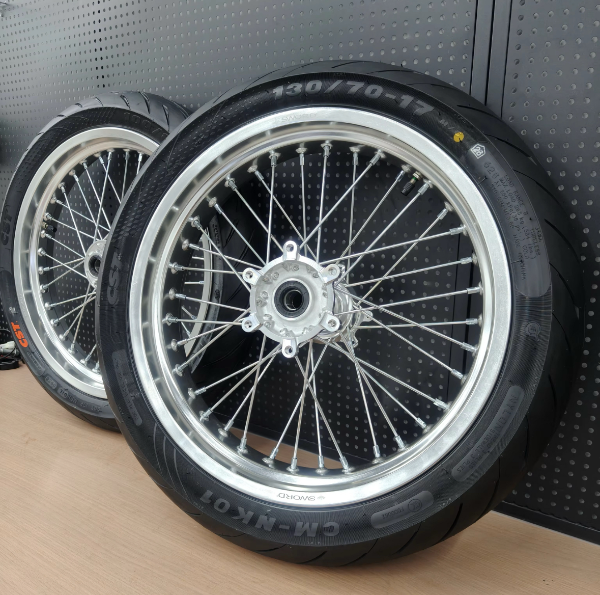 Talaria Komodo super motos